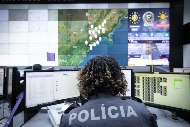 Cabine Lilás Copom PM