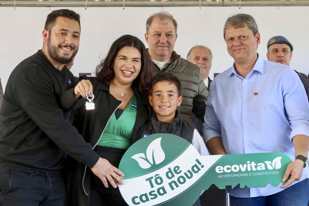 Entrega de moradias em Botucatu