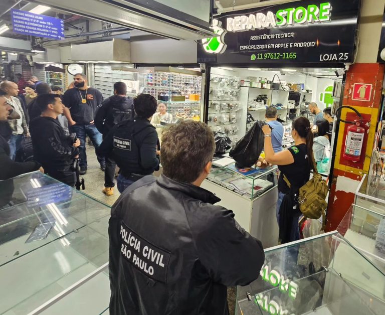 Após 6 meses de investigação, polícia de SP atinge receptadores e apreende 350 celulares no centro da capital