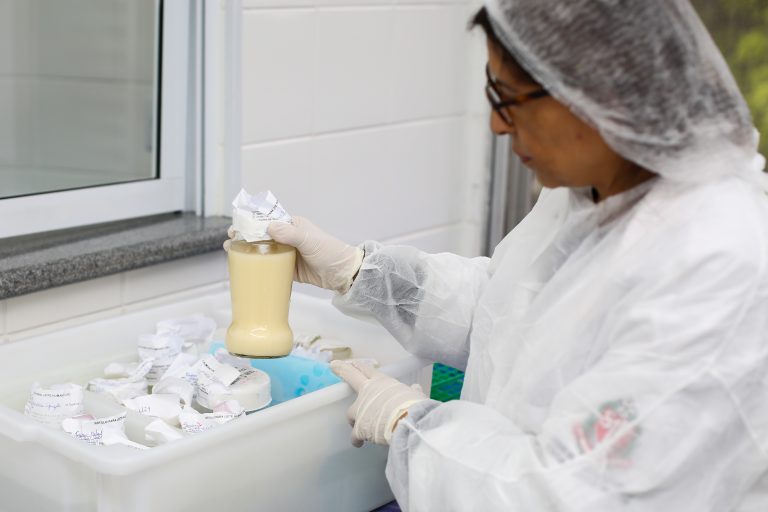 leite materno banco de leite