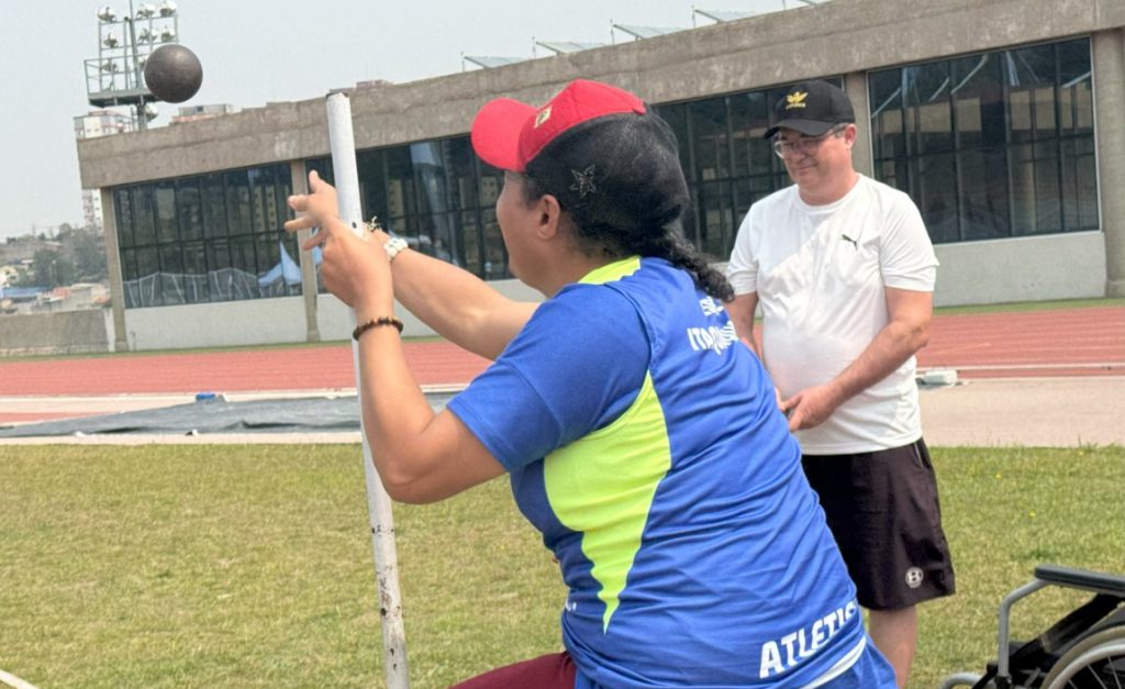 Paratleta participante do Jogos Paralímpicos do Estado