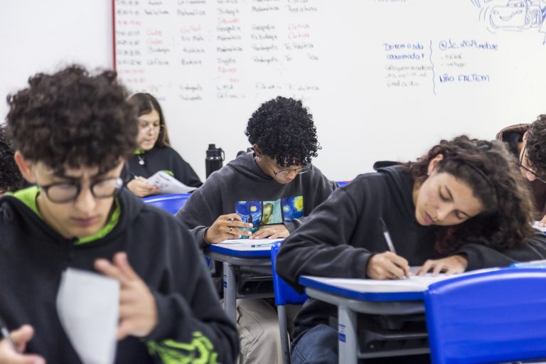 Provão Paulista Seriado