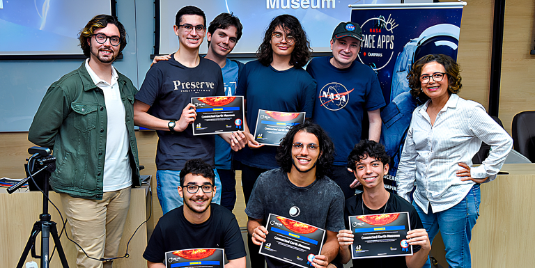 Alunos vencedores do Desafio Nasa