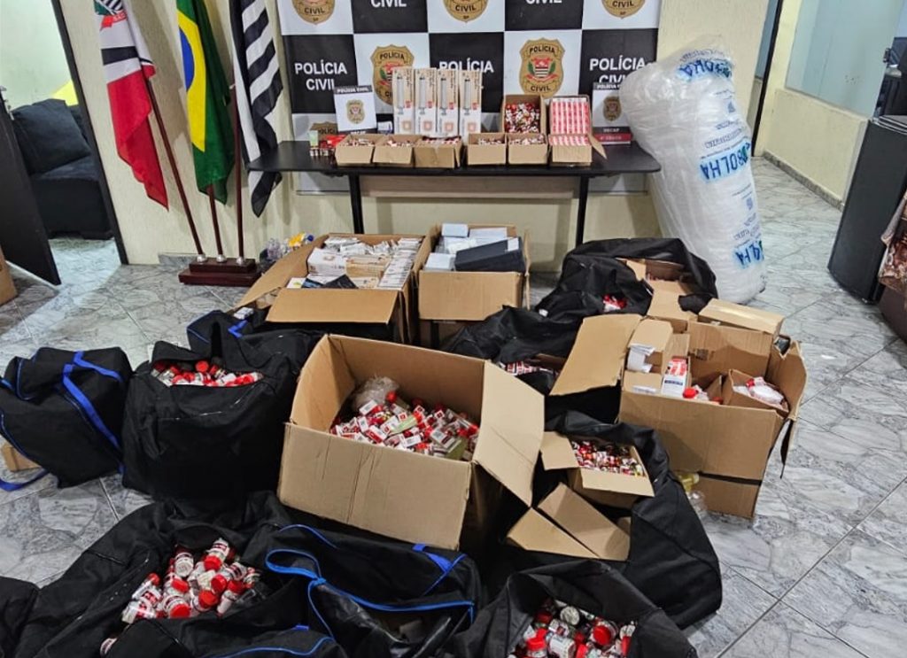 Polícia Civil fecha fábrica clandestina de anabolizantes