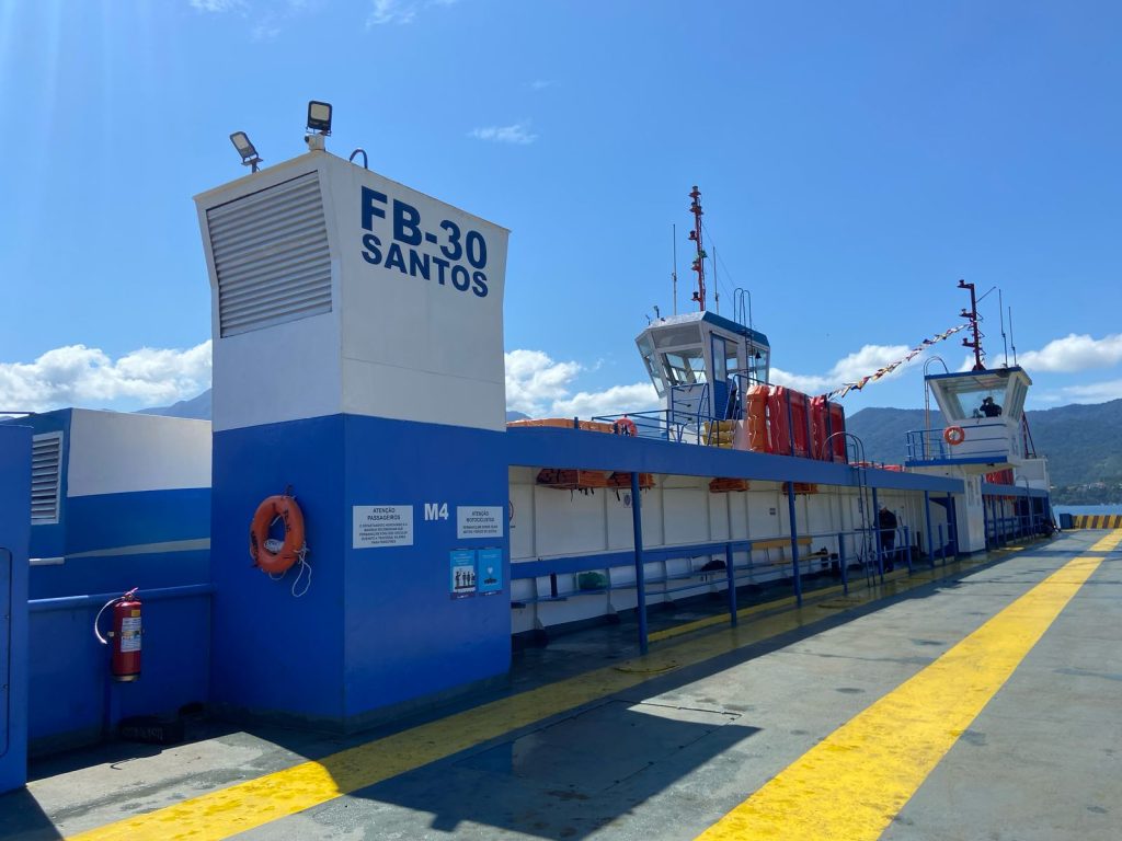 Nova embarcação para travessia