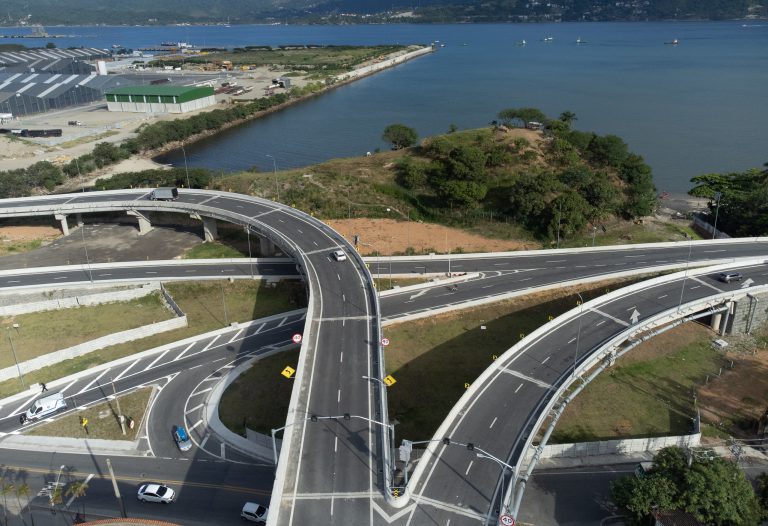SP pra Toda Obra: Contorno Sul da Rodovia dos Tamoios reduzir o tempo de descolamento entre Caraguatatuba a São Sebastião de 45 para 16 minutos.