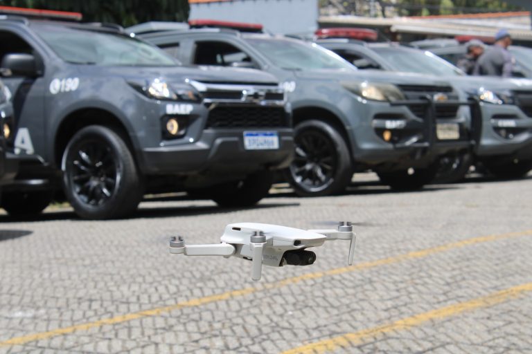 operação da PM com drones