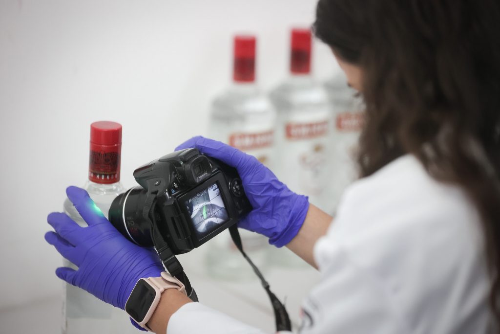 Garrafas apreendidas - Metanol