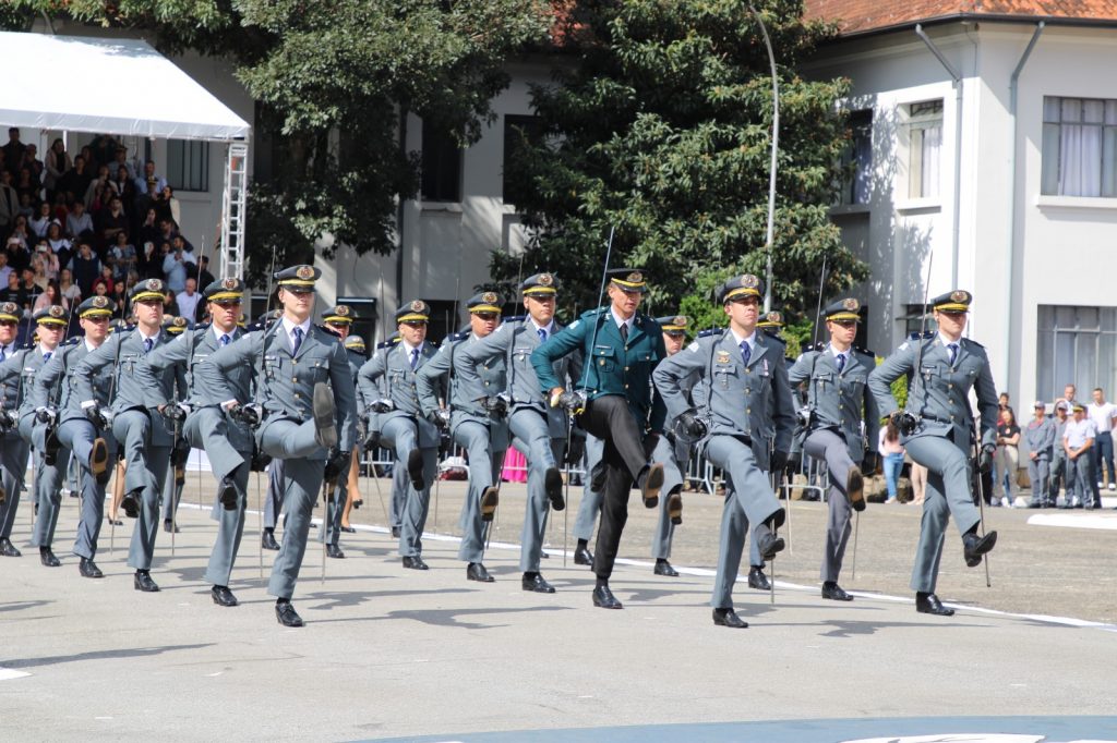 concurso aluno oficial da PM