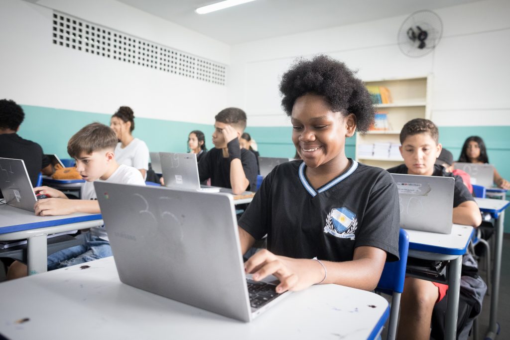 E. E República da Argentina