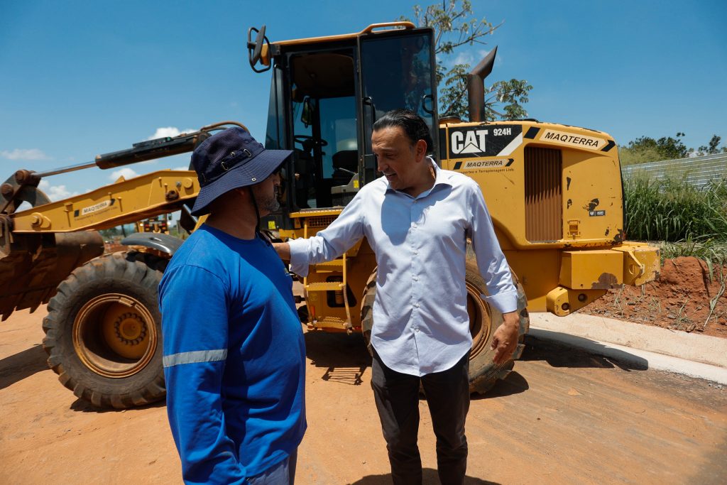 Governador em exercício Felicio Ramuth no local da obra. Foto: João Valerio/Governo de SP
