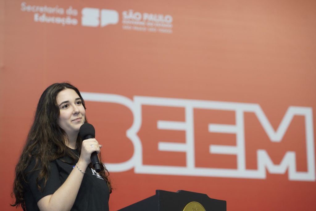 Thaemy participou do programa BEEM antes de ser aprovada na Esalq USP. Foto: Divulgação/Governo de SP