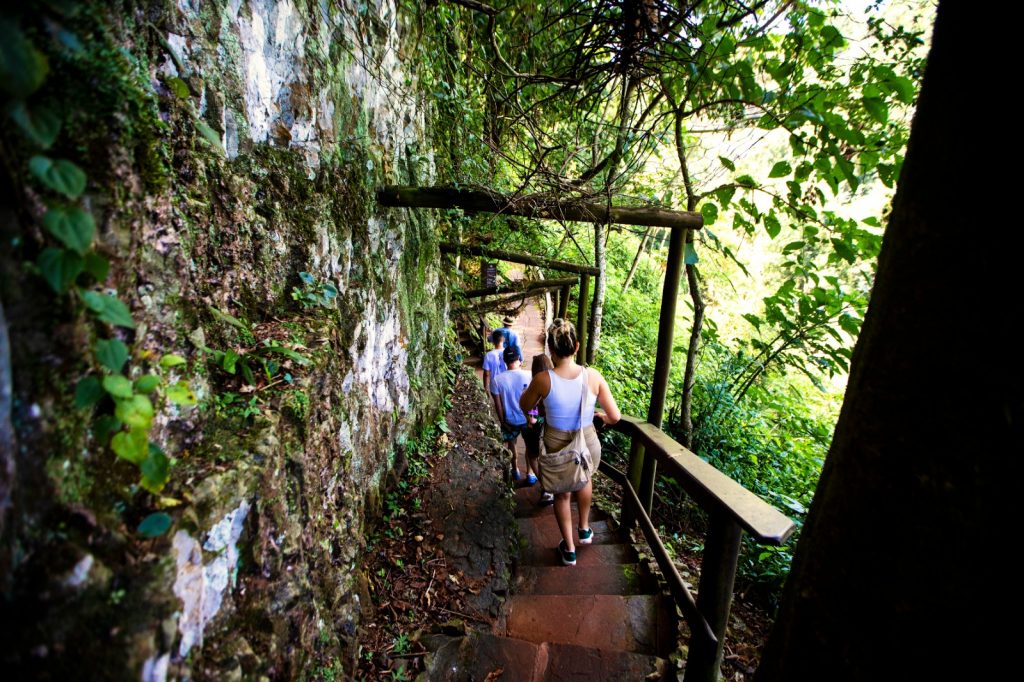 Trilhas no Eco Parque Cassorova, em Brotas (foto: Douglas Piton / Setur-SP)